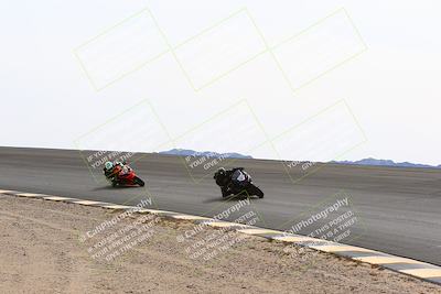 media/Feb-27-2022-CVMA (Sun) [[a3977b6969]]/Race 6 500 Supersport-350 Supersport (Holeshot)/